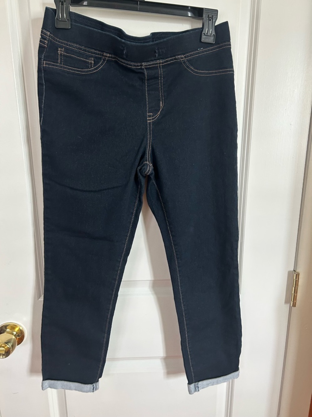 lei Black Boyfriend Jeggings with Contrast Stitching
